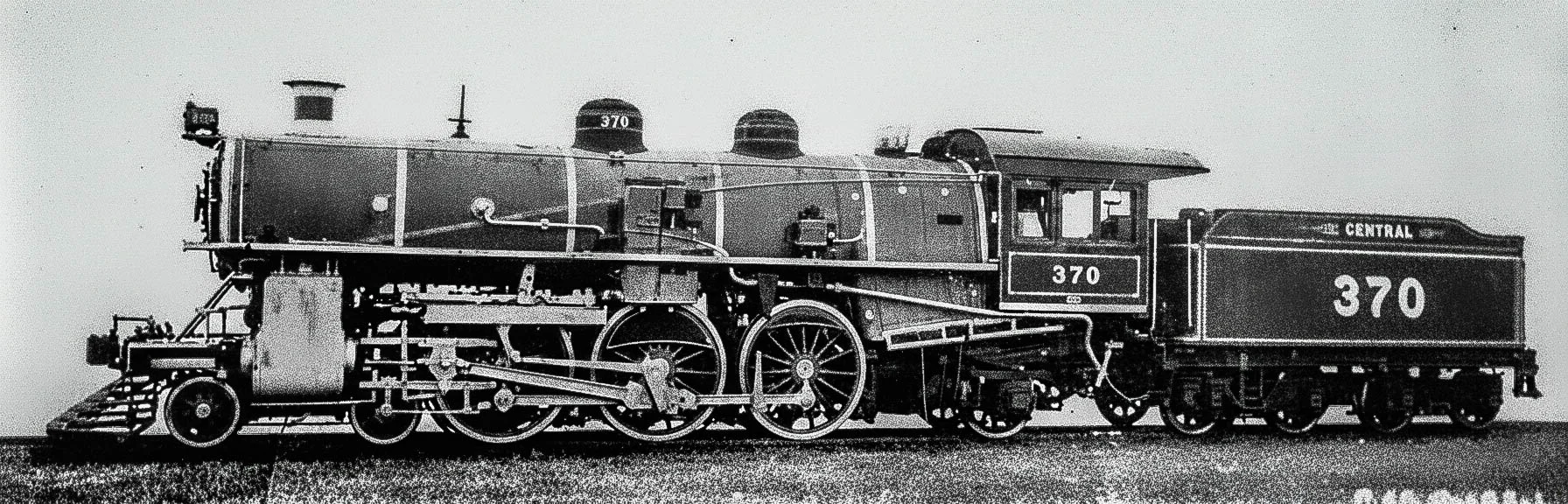 Foto 2 da Zezé Leone na fábrica ALCO em 1922